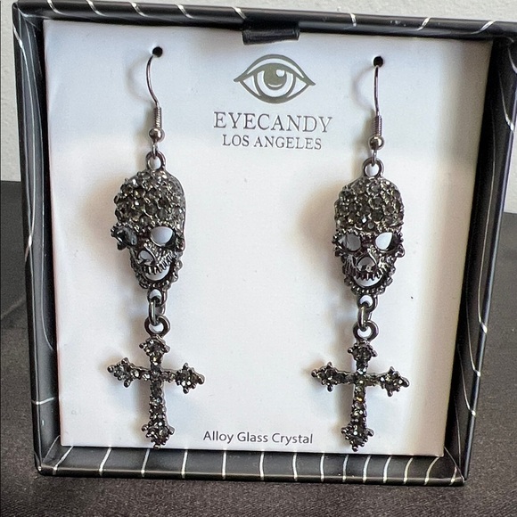 Eye Candy | Skull and Cross Earrings - Picture 3 of 7